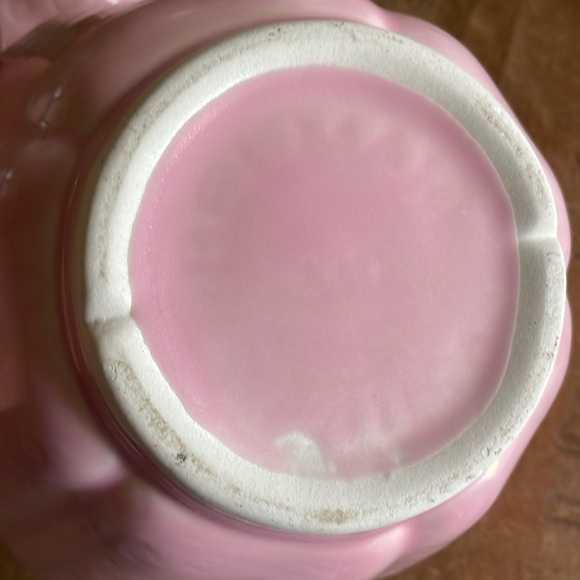 Two Vintage Strawberry Canisters USA Pottery - Picture 6 of 11